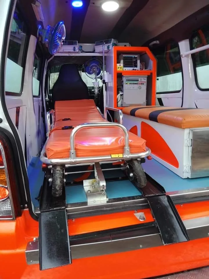 BLS & oxygen ambulance transport illustration